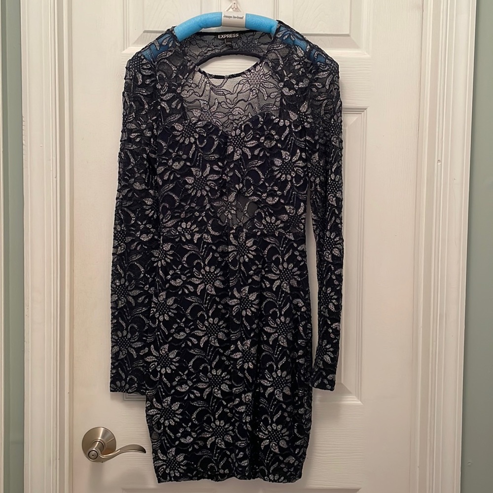 Lace body con dress NWOT